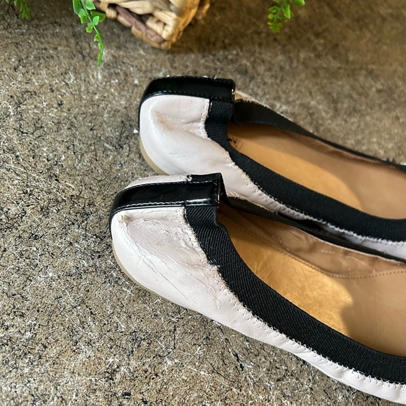 J Crew Mila Size 9 Cream Tan Black Flats Leather Cap Toe Ballet - Picture 5 of 7